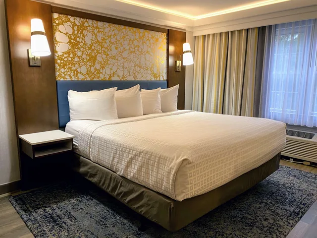 غرفة قياسية بسرير كوين، The Westfield Inn, BW Signature Collection 10/10