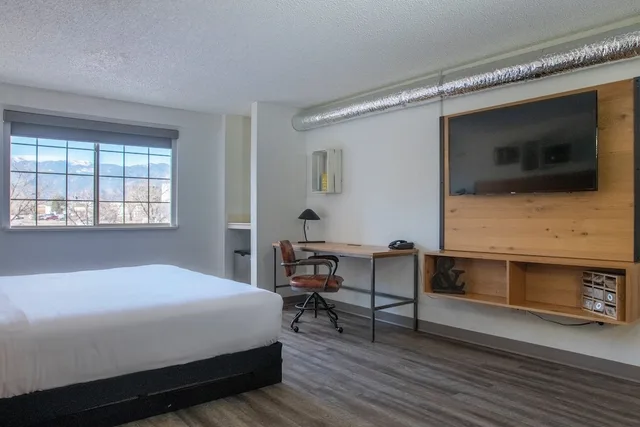 جناح بسريرين كينج بغرفتي نوم، SCP WildFree Colorado Springs, Trademark by Wyndham 3/6