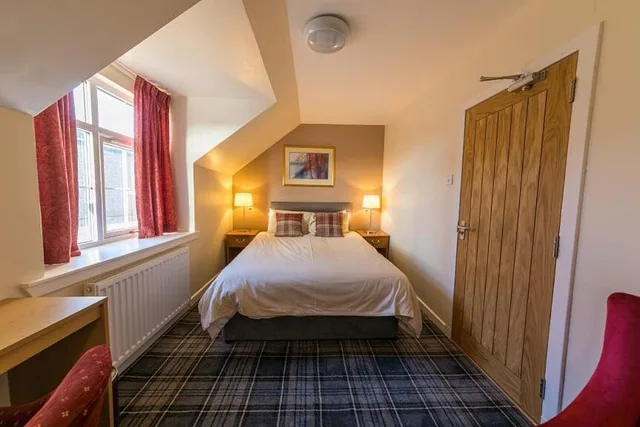 Standard, Double Bed, CASTLETOWN HOTEL 3/3
