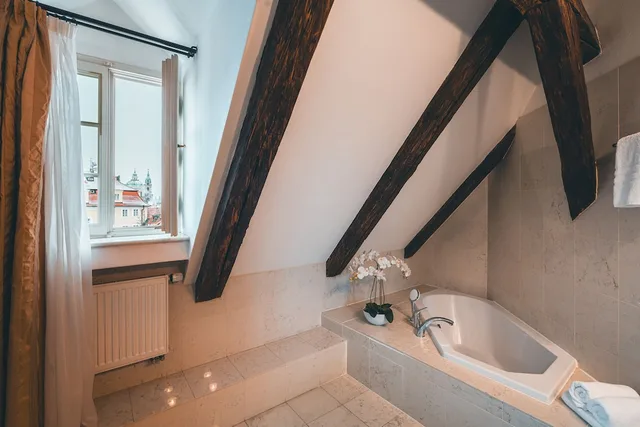 شقة كومفورت بسريرين كوين بغرفتي نوم، Appia Hotel Residence 8/9
