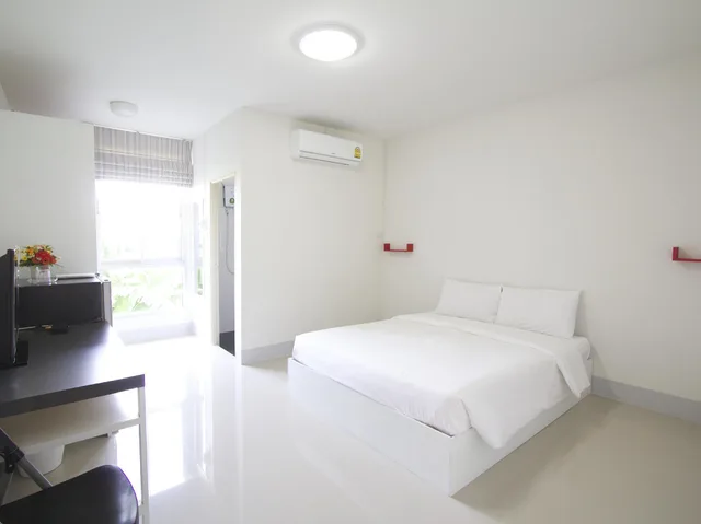 Deluxe, Honghub Sakon Hotel 1/2