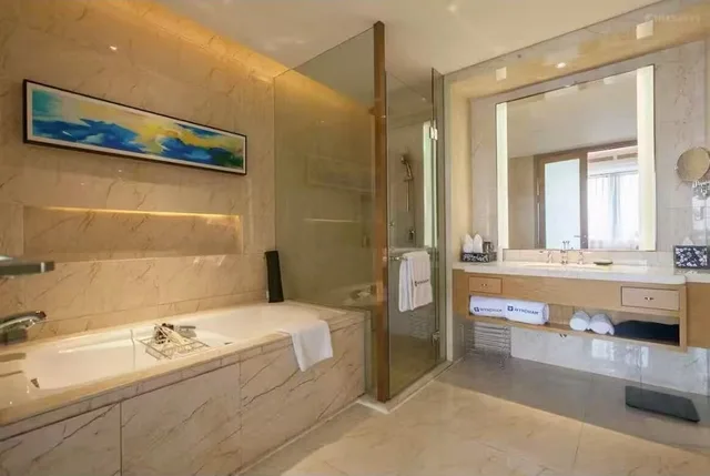 جناح تنفيذي بسرير كينج، Wyndham Jingzhou 3/3