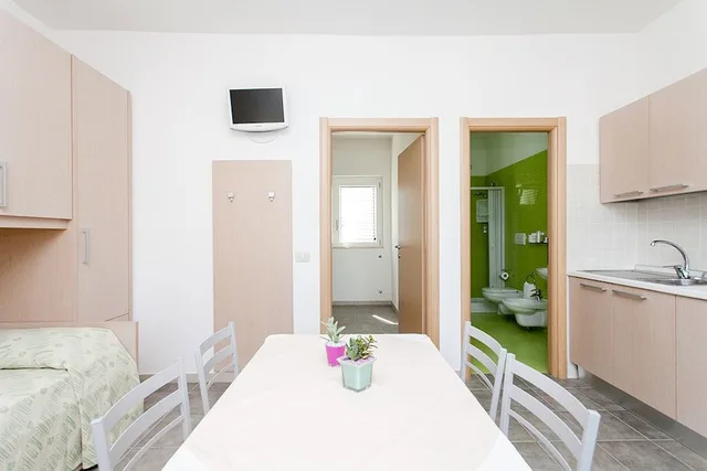 شقة بسرير مزدوج وسريرين منفصلين بغرفة نوم واحدة في الملحق، Sciali Hotel 5/9