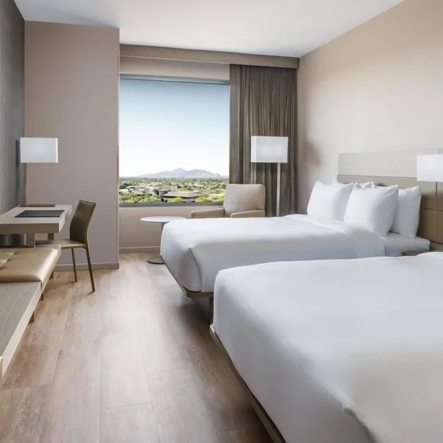 غرفة بسريرين كوين بإطلالة على الجبل، AC Hotel Scottsdale North 6/10