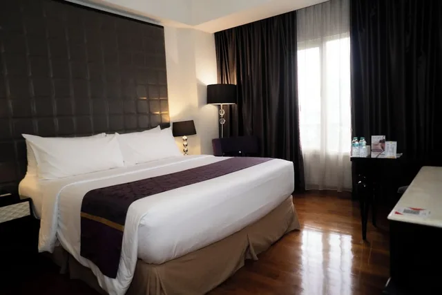 غرفة جونيور بسرير كينج بإطلالة على المدينة بغرفة نوم واحدة، Diradja Hotel 1/9