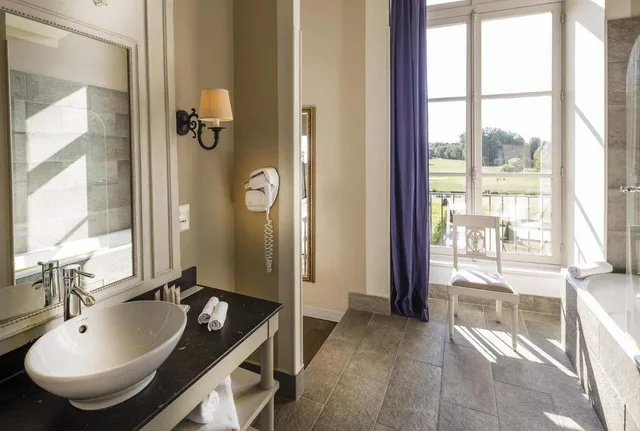 Junior Suite, Outdoor Building، Chateau Golf & Spa D'augerville 4/4