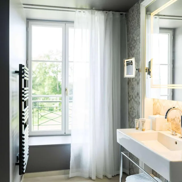 1 Bedroom, Suite, King Bed, Dolce by Wyndham Versailles - Domaine du Montcel 6/7