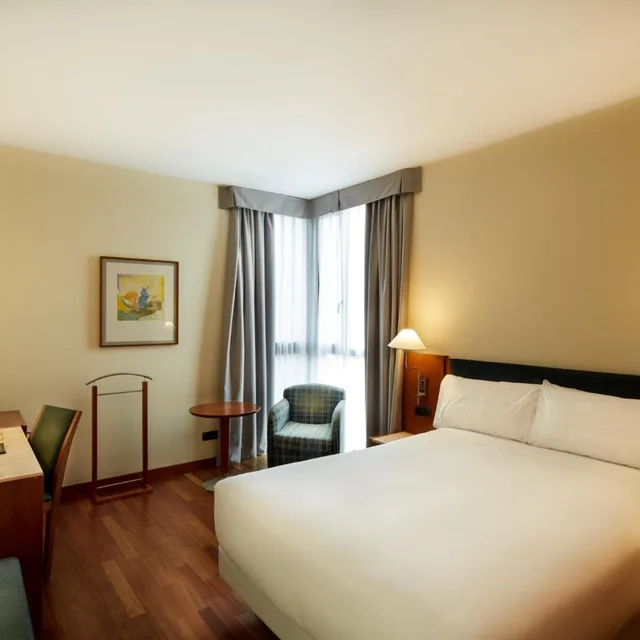 غرفة سوبيريور بسرير كينج، Sercotel Cornella Barcelona (ex. Nh Cornella) 1/10