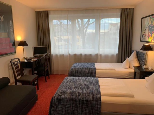 Room, Triple, Single Bed, Hotel Nymphenburg City 8/10