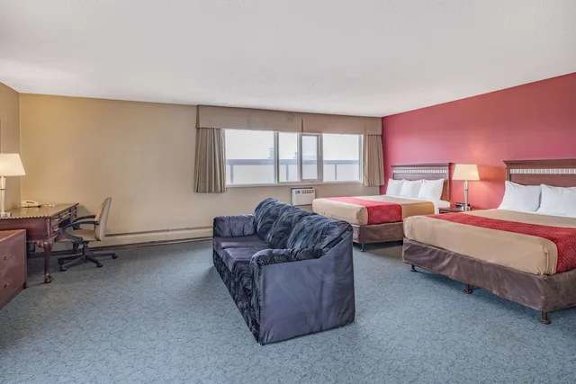 جناح بسريرين كوين، Travelodge by Wyndham Fort St John 2/4