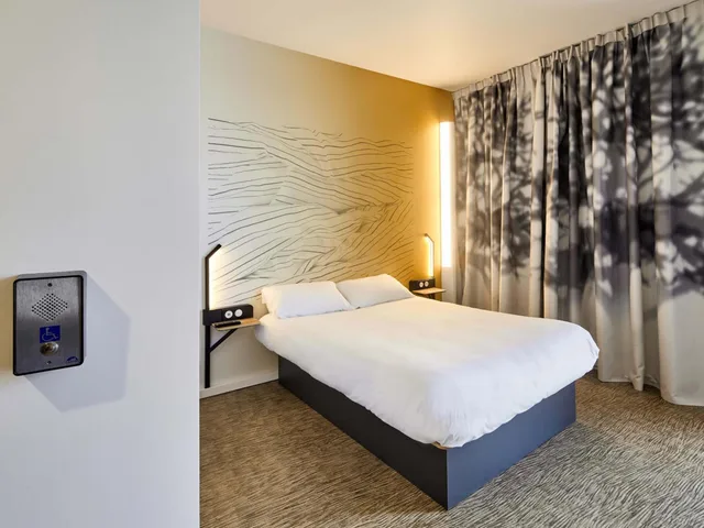 غرفة سوبيريور ثلاثية، B&B Hotel Argenteuil 4/9