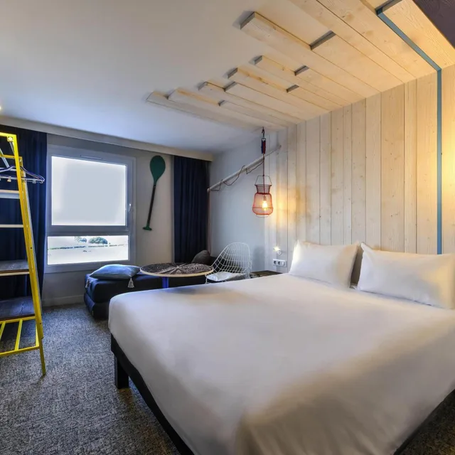 غرفة كلاسيكية بسرير مزدوج بإطلالة على البحر مع أريكة، Ibis Styles La Rochelle Thalasso Chatelaillon 1/4