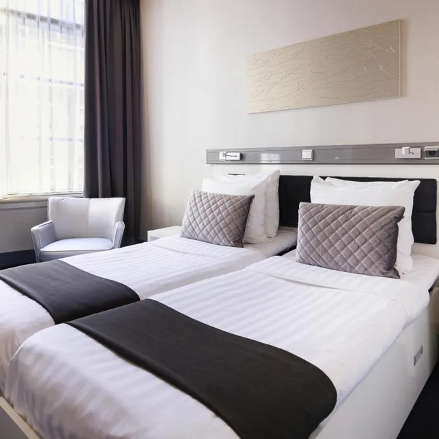 غرفة قياسية مفردة، Hotel CC 15/22