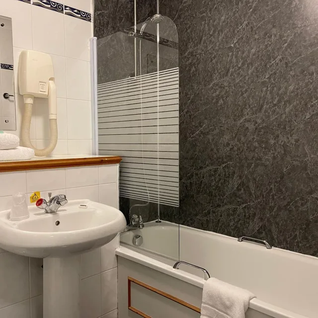 غرفة كلوب عائلية، Castlecary House Hotel 4/5