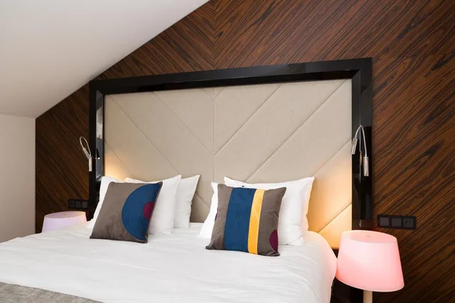 غرفة قياسية بسرير كوين، Inx Design Hotel 5/10