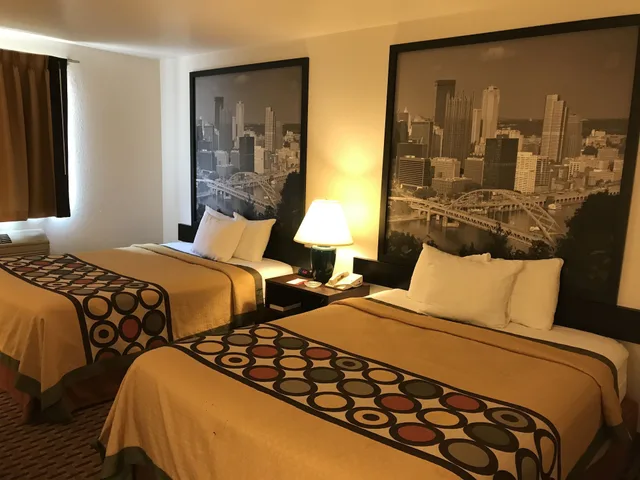 غرفة بسريرين كوين، Super 8 by Wyndham Canonsburg/Pittsburgh Area 2/3