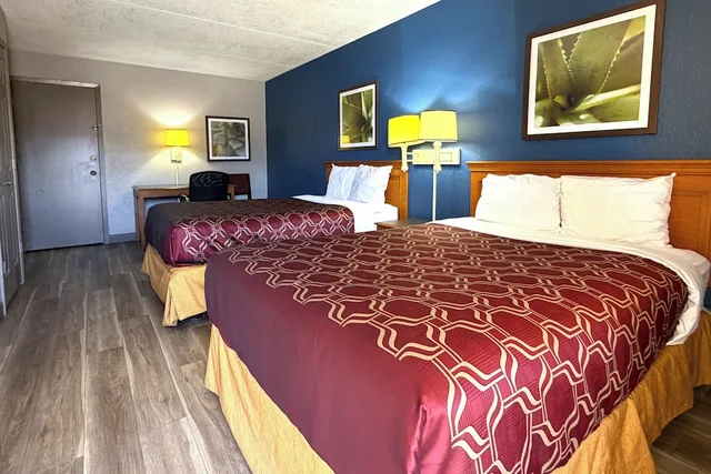 غرفة بسريرين مزدوجين لذوي الإعاقة، La Quinta Inn San Antonio I 35 N At Rittiman Road 1/4
