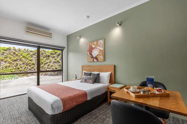 غرفة بسرير كوين، Best Western Geelong Motor Inn and Serviced Apartments 4/6