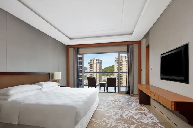 1 Bedroom, Club, Suite, Double Bed, Garden View, SHERATON QIANDAO LAKE RESORT 2/3