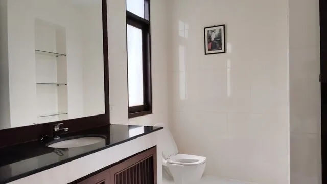 Room, King Bed, Beach Front, Sea View، Kooncharaburi Resort & Spa 3/3