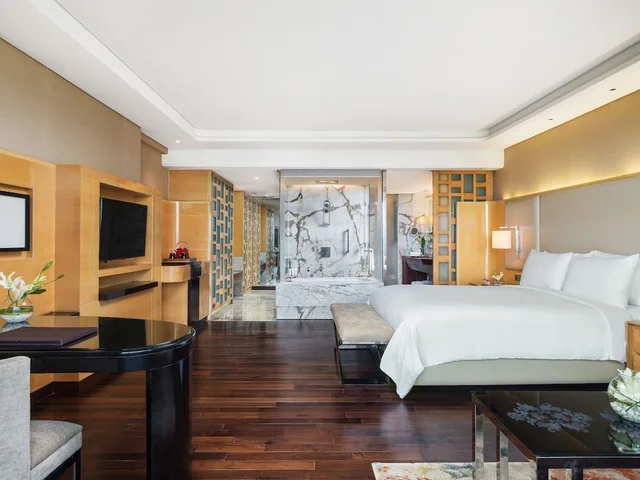 جناح فاخر بحوض استحمام، Jw Marriott Hotel Chandigarh 9/10