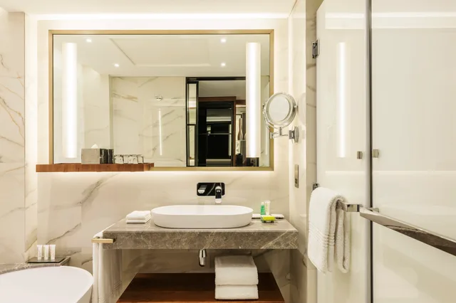 غرفة ديلوكس مفردة، Le Meridien Dubai Hotel and Conference Centre 2/4