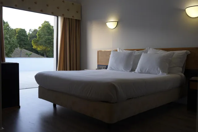 غرفة مفردة بشرفة، Lara Hotel 2/6