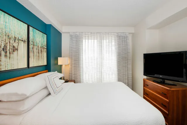 غرفة، Residence Inn by Marriott Newark Silicon Valley 1/7