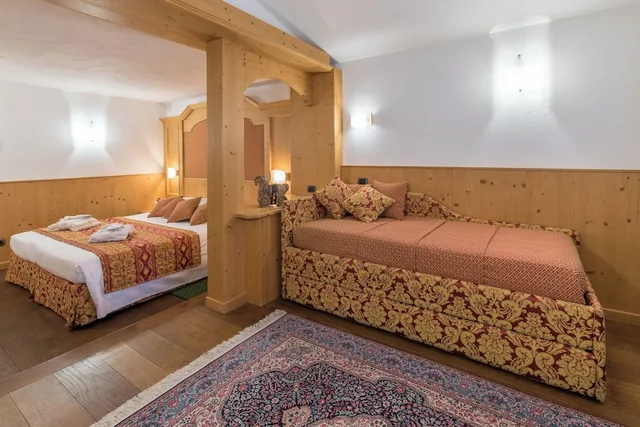 Junior Suite, Studio, Queen Bed, Sunset Side, Sofa، Hotel Excelsior Planet 9/10