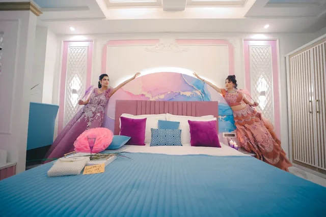 Theme, Modern, Double Bed, Sofa، SARANG PALACE 1/4