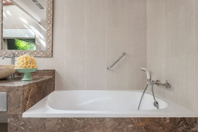 Connecting, Mandira, Cottage, King and Twin Beds، Bali Mandira Beach Resort and Spa 5/7
