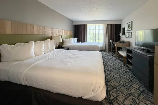 غرفة بسريرين كوين، Country Inn & Suites by Radisson, Novi, MI 1/10