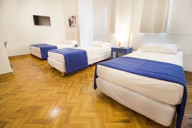 غرفة قياسية رباعية بسرير مزدوج وسريرين منفصلين، Hotel Villa Smart 2/6