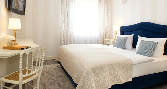 غرفة كلاسيكية بسرير مزدوج، Victors Seehotel Weingartner 3/4