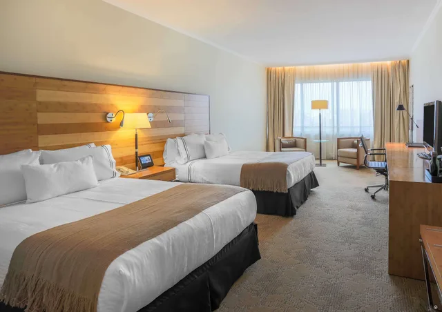 غرفة قياسية بسريرين كوين، Sonesta Hotel Osorno 2/6