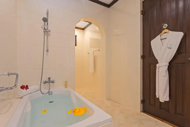 DELUXE BEACHFRONT ROOM-Transfer Excluded، Bandos Maldives 10/10