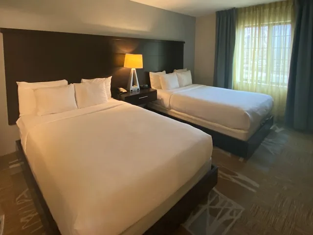 جناح بسرير كينج بغرفتي نوم بمطبخ، Staybridge Suites Syracuse Liverpool 4/7