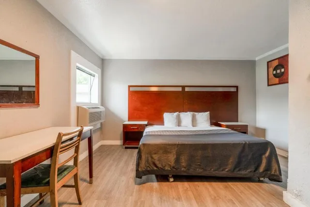 غرفة قياسية بسرير مزدوج، Alamo Oasis Inn and Suites By OYO San Antonio 4/5