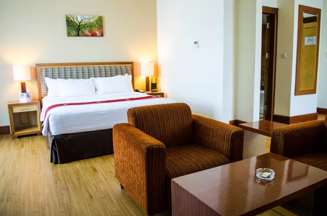 غرفة تنفيذية كلوب، SWISS-BELHOTEL MALEOSAN MANADO 4/10