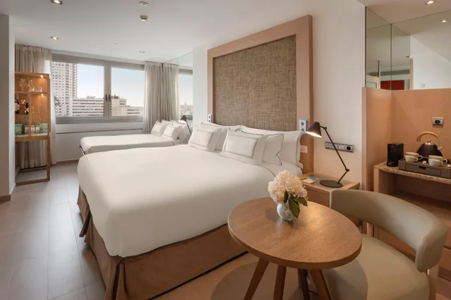 Grand, the Level, Premium, with View، Melia Madrid Princesa Hotel 6/9