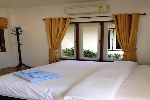 بنغل بغرفتي نوم، Baan Golden Resort 3/5