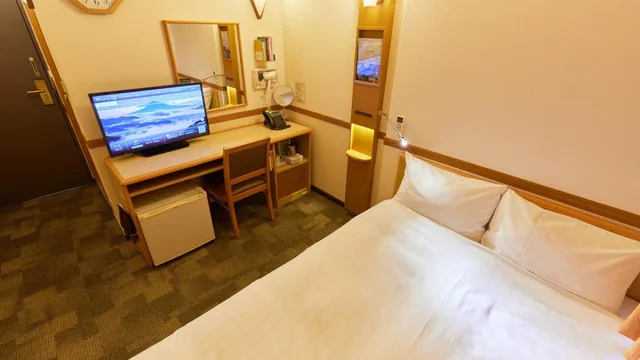 غرفة بسرير مزدوج، Toyoko Inn Maibara-Eki Shinkansen Nishi-Guchi 2/10