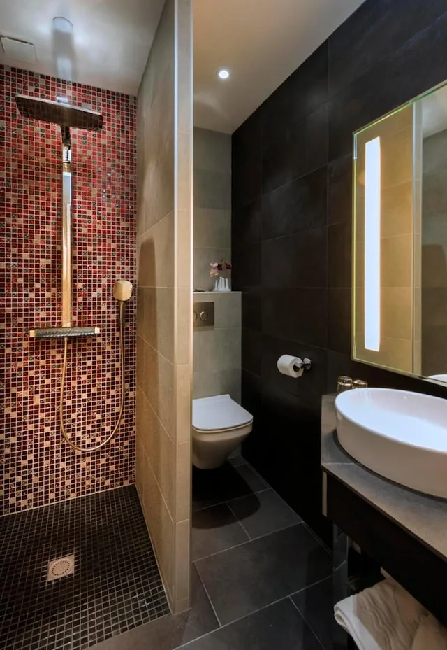 غرفة بسريرين منفصلين بإطلالة على البحر، Hotel Aguado 9/10
