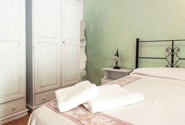 غرفة رباعية بسرير كوين وسريرين منفصلين لذوي الإعاقة، Agriturismo San Basilio 5/9