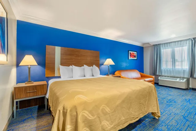 جناح استوديو بسرير كينج، Quality Inn And Suites Vacaville, CA 2/5