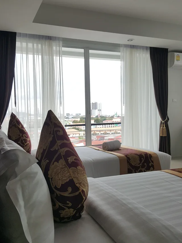 Superior, Double or Twin Bed, Retreat Resort Pattaya 10/10