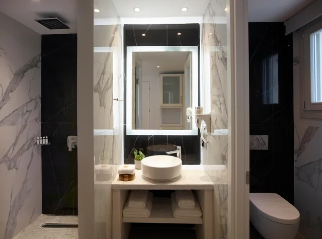 Junior Suite, Sea View, Outdoor Jetted Tub، Epic Blue Suites & Villas 6/6