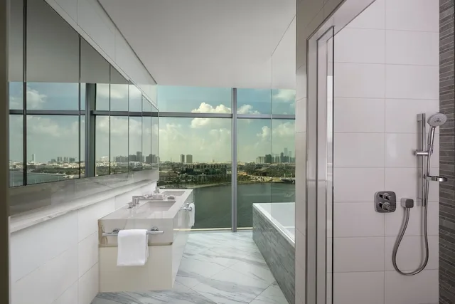 شقة ركنية بسريرين مزدوجين بشرفة بـ3 غرف نوم، Marriott Marquis Dubai Creek 8/8