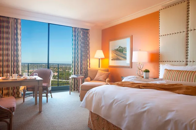 غرفة بسرير كينج، Pendry Newport Beach 1/4