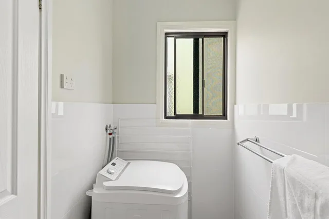 3 Bedrooms, Beach, Deluxe, Cabin, Discovery Parks - Adelaide Beachfront 7/10